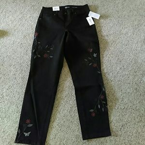 Ankle Pants